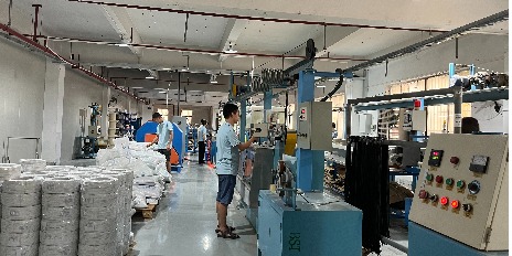 元连科技-匠原连13年专注连接线束定制!匠者,以本源构连接,一站式解决连接方案需求,致力于高效能线束定制和匠造!电子连接线定制,视频线定制生产,延长线定制,端子连接线,车载线束定制,电器电源连接线数据线定制厂家
